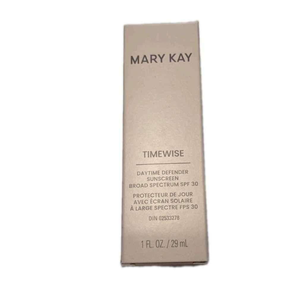 Mary Kay Timewise Daytime Defender   NIB 217385 NOS